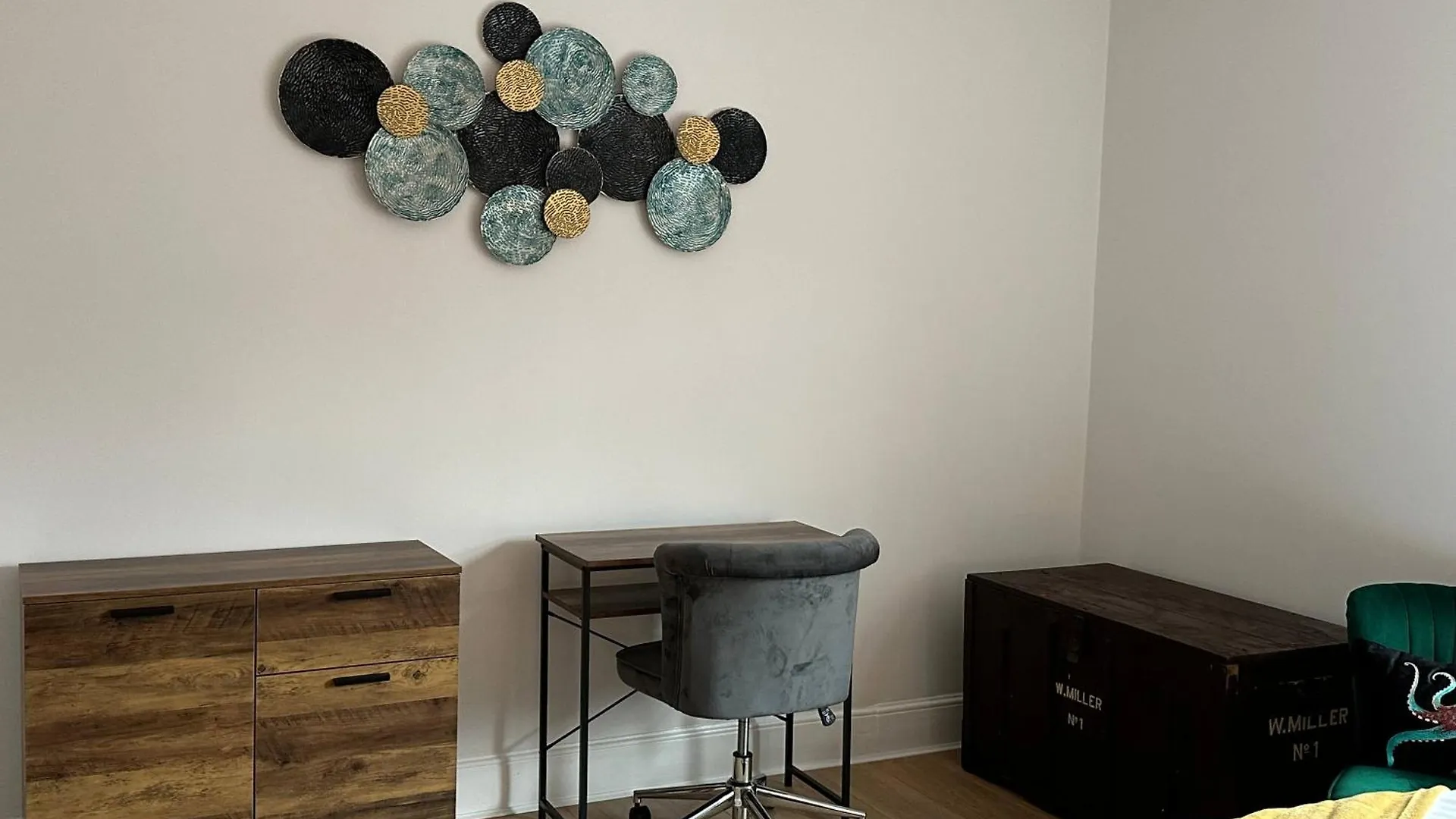 فيلا 3 Bed Chill Glouc Free Parking غلوستير بيت للعطل